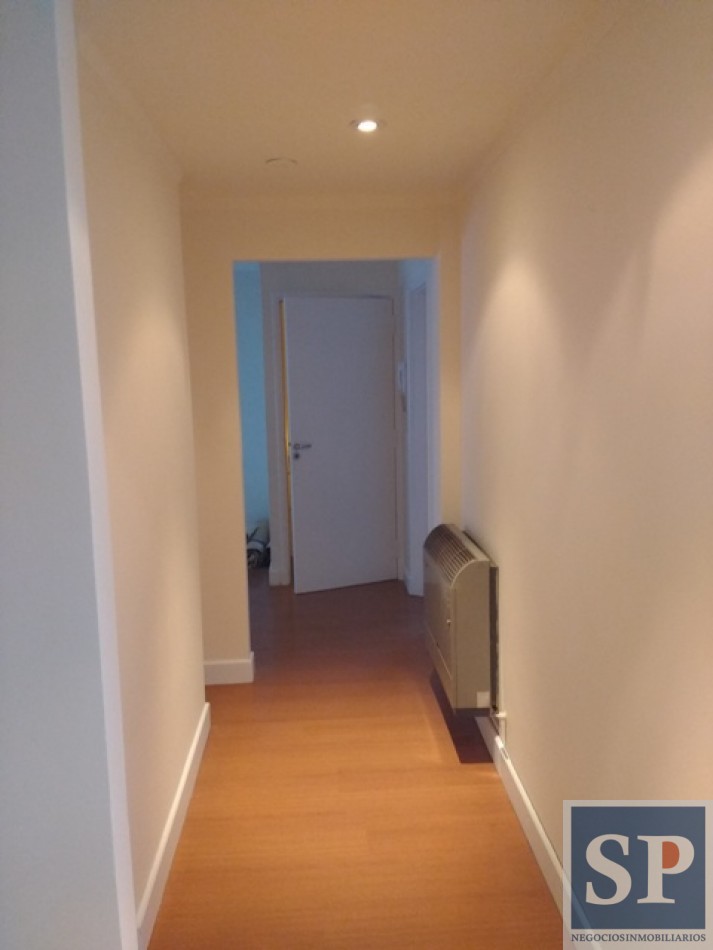 Venta departamento 3 amb y 1/2 , 1 piso, todo exterior, cochera- zona Guemes