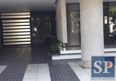 Excelente dpto. 2 amb contra frente abierto, balcon terraza y parrilla.